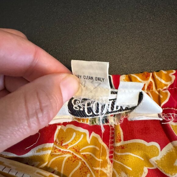 Vintage 90s 100% Silk Red Bold Printed Faux-Wrap Skirt, Pleated, Size 12 - Picture 6 of 9